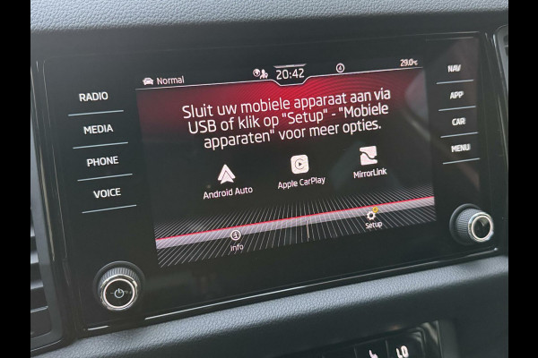 Škoda Kodiaq 1.5 TSI Sportline Automaat | Trekhaak uitklapbaar | Navigatiesysteem | Stoelverwarming | Stuurverwarming | Getint glas | Cruise