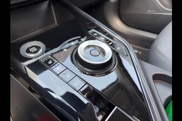 Kia Niro 1.6 GDi Hybrid ExecutiveLine HUD | Stoelverwarming & Verkoeling | Schuif/Kanteldak | Camera | Cruise | Leder | Geheugen Functie Stoelen | Apple Carplay & Android Auto |