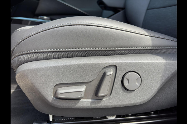 Kia Niro 1.6 GDi Hybrid ExecutiveLine HUD | Stoelverwarming & Verkoeling | Schuif/Kanteldak | Camera | Cruise | Leder | Geheugen Functie Stoelen | Apple Carplay & Android Auto |