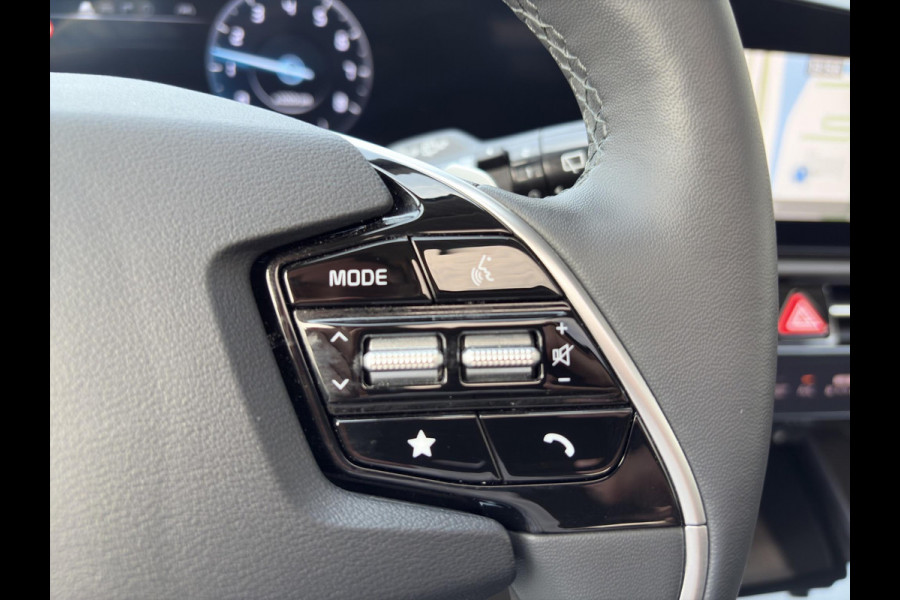 Kia Niro 1.6 GDi Hybrid ExecutiveLine HUD | Stoelverwarming & Verkoeling | Schuif/Kanteldak | Camera | Cruise | Leder | Geheugen Functie Stoelen | Apple Carplay & Android Auto |