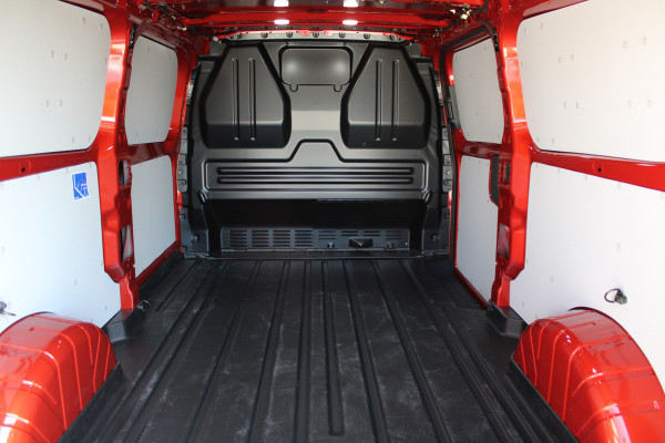 Ford Transit Custom 320 2.0 TDCI L2H1 Limited 136pk - Stoel/Stuurverwarming - Camera - Keyless - ACC - Dodehoek - Rijklaar