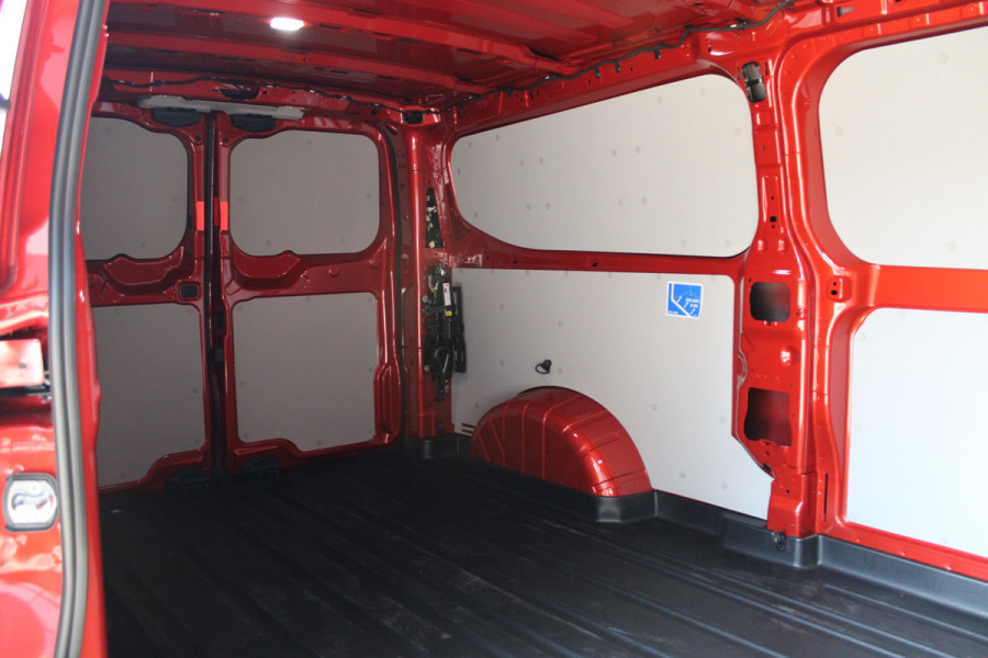 Ford Transit Custom 320 2.0 TDCI L2H1 Limited 136pk - Stoel/Stuurverwarming - Camera - Keyless - ACC - Dodehoek - Rijklaar