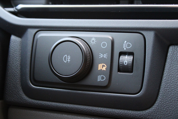 Ford Transit Custom 320 2.0 TDCI L2H1 Limited 136pk - Stoel/Stuurverwarming - Camera - Keyless - ACC - Dodehoek - Rijklaar