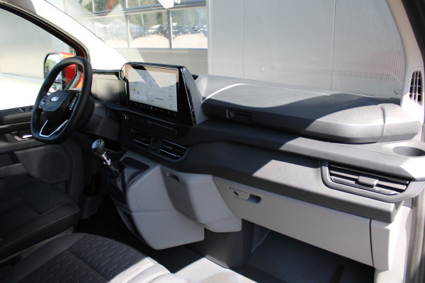 Ford Transit Custom 320 2.0 TDCI L2H1 Limited 136pk - Stoel/Stuurverwarming - Camera - Keyless - ACC - Dodehoek - Rijklaar