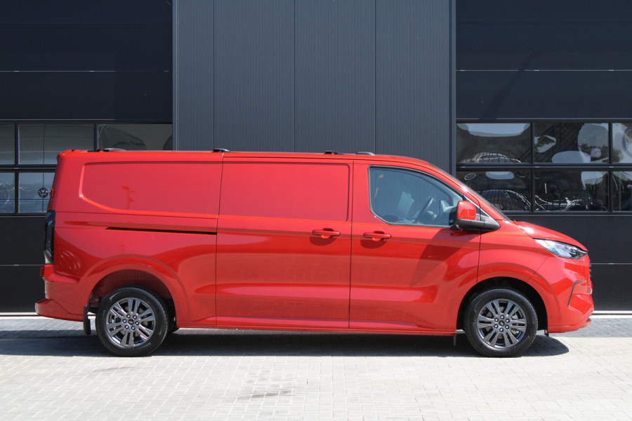 Ford Transit Custom 320 2.0 TDCI L2H1 Limited 136pk - Stoel/Stuurverwarming - Camera - Keyless - ACC - Dodehoek - Rijklaar