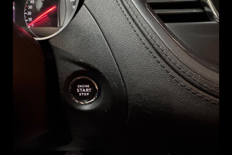 Opel Grandland X 1.6 Turbo Ultimate Garantie Stoelventilatie StuurVW StoelVW Voor/Achter Dodehoek 360 Cruise Navi Clima Rijklaar