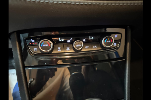 Opel Grandland X 1.6 Turbo Ultimate Garantie Stoelventilatie StuurVW StoelVW Voor/Achter Dodehoek 360 Cruise Navi Clima Rijklaar
