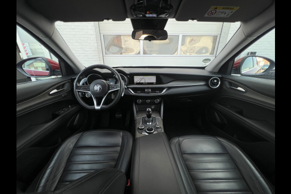 Alfa Romeo Stelvio 2.0 T AWD Special Edition | Trekhaak | Leder | Camera | Memory