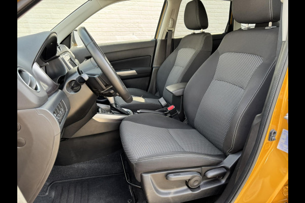 Suzuki Vitara 1.0 Boosterjet Select Cruise control Climate control Stoelverwarming DAB radio Navi Achteruitrijcamera
