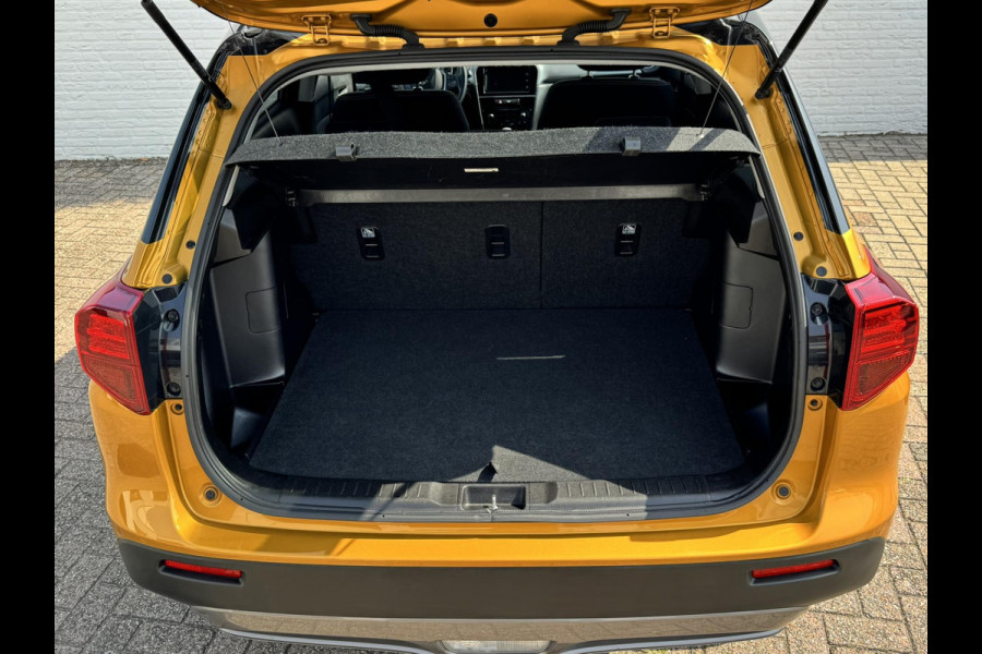 Suzuki Vitara 1.0 Boosterjet Select Cruise control Climate control Stoelverwarming DAB radio Navi Achteruitrijcamera