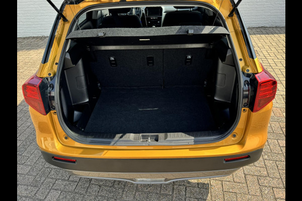 Suzuki Vitara 1.0 Boosterjet Select Cruise control Climate control Stoelverwarming DAB radio Navi Achteruitrijcamera