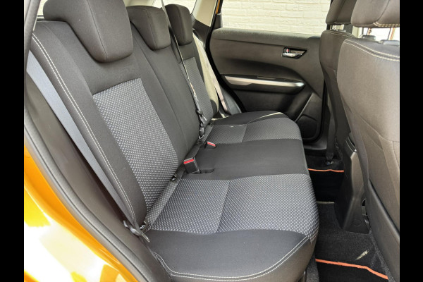 Suzuki Vitara 1.0 Boosterjet Select Cruise control Climate control Stoelverwarming DAB radio Navi Achteruitrijcamera