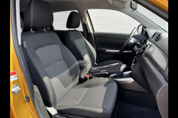 Suzuki Vitara 1.0 Boosterjet Select Cruise control Climate control Stoelverwarming DAB radio Navi Achteruitrijcamera