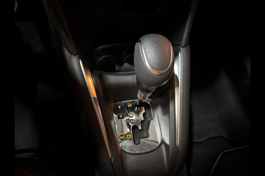 Peugeot 208 1.2 PureTech GT-Line Garantie Pano Camera PDC Cruise Clima Navi Bluetooth Led Rijklaar
