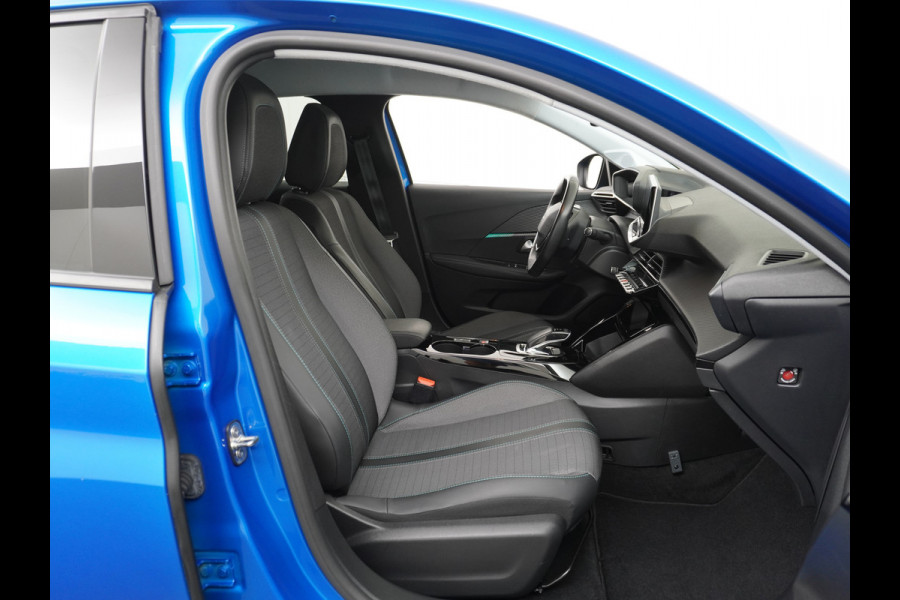 Peugeot e-208 EV 50kWh Adaptive-Cruise Apple Carplay Android Cruise Keyless Led PDC Allure Dab Lmv 16" Bluetooth Regensensor Rijstrooksensor Verkeersbord detectie