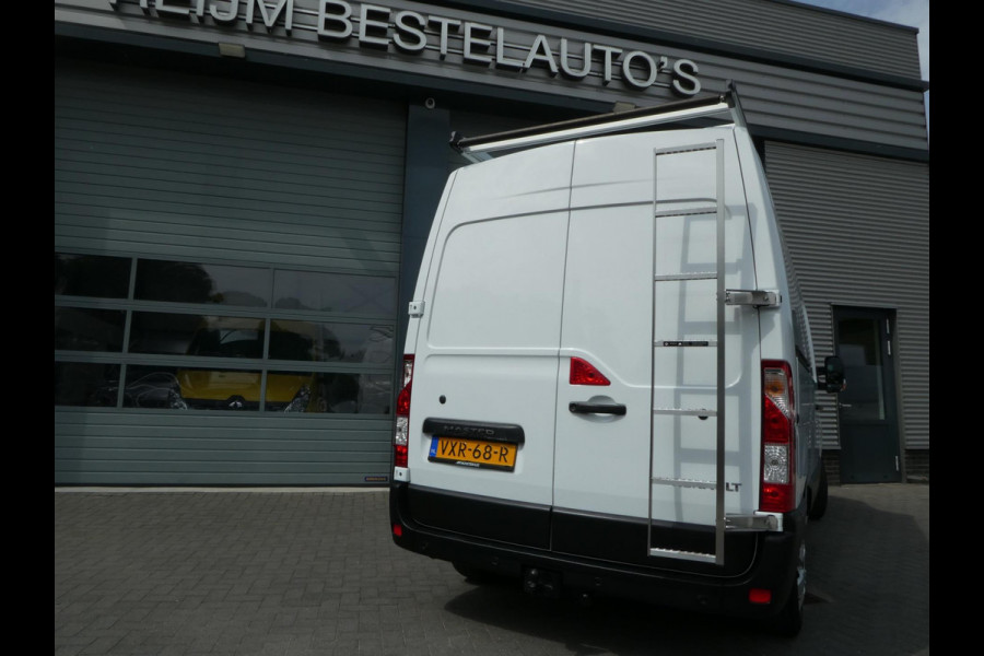 Renault Master T35 2.3 dCi 150pk, L2H2, Airco, Camera, Trekhaak, 3-Zits, PDC.
