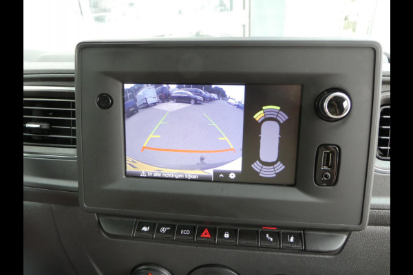 Renault Master T35 2.3 dCi 150pk, L2H2, Airco, Camera, Trekhaak, 3-Zits, PDC.