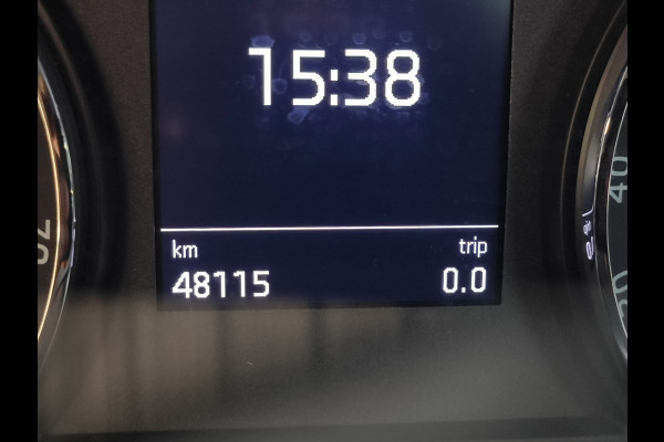 Škoda Karoq 1.5 TSI ACT Business Edition Rijklaar + 12 maanden Bovag-garantie Henk Jongen Auto's in Helmond,  al 50 jaar service zoals 't hoort!