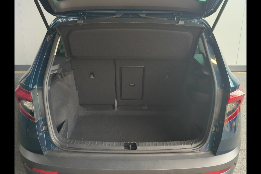 Škoda Karoq 1.5 TSI ACT Business Edition Rijklaar + 12 maanden Bovag-garantie Henk Jongen Auto's in Helmond,  al 50 jaar service zoals 't hoort!
