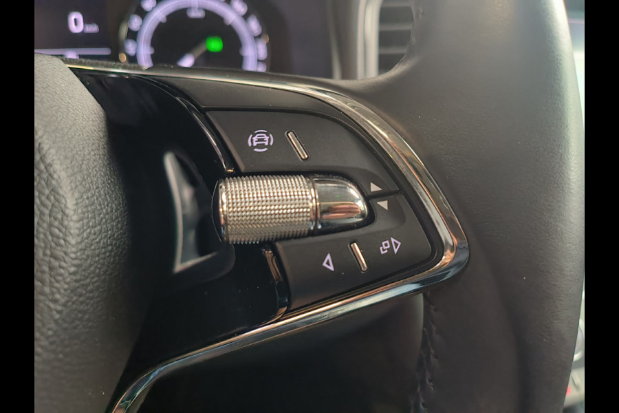 Škoda Karoq 1.5 TSI ACT Business Edition Rijklaar + 12 maanden Bovag-garantie Henk Jongen Auto's in Helmond,  al 50 jaar service zoals 't hoort!