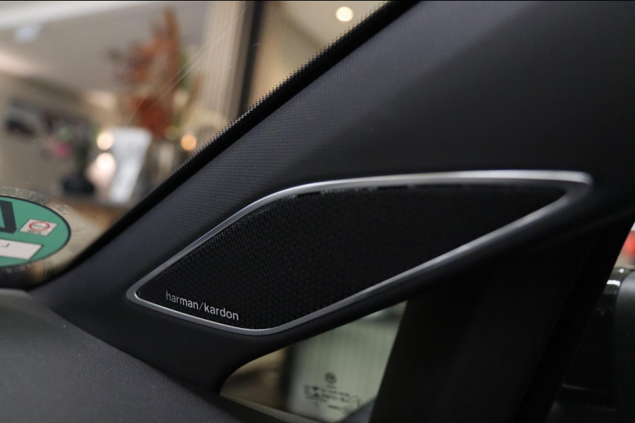 Volkswagen Golf 2.0 TSI GTI PANO/CARPLAY/IQ/KEYLESS/ACC/LANE/H&K/SFEER/VOL!