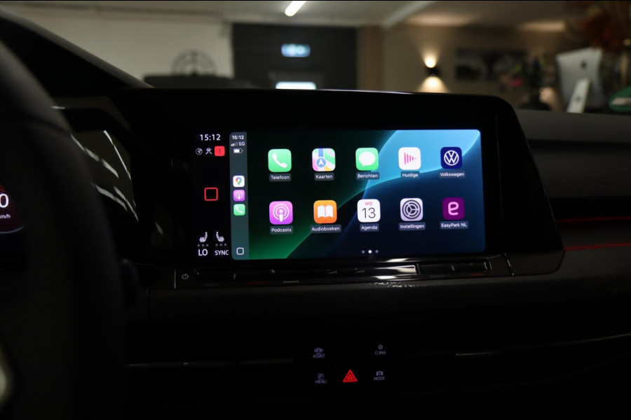 Volkswagen Golf 2.0 TSI GTI PANO/CARPLAY/IQ/KEYLESS/ACC/LANE/H&K/SFEER/VOL!