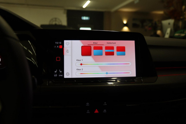 Volkswagen Golf 2.0 TSI GTI PANO/CARPLAY/IQ/KEYLESS/ACC/LANE/H&K/SFEER/VOL!