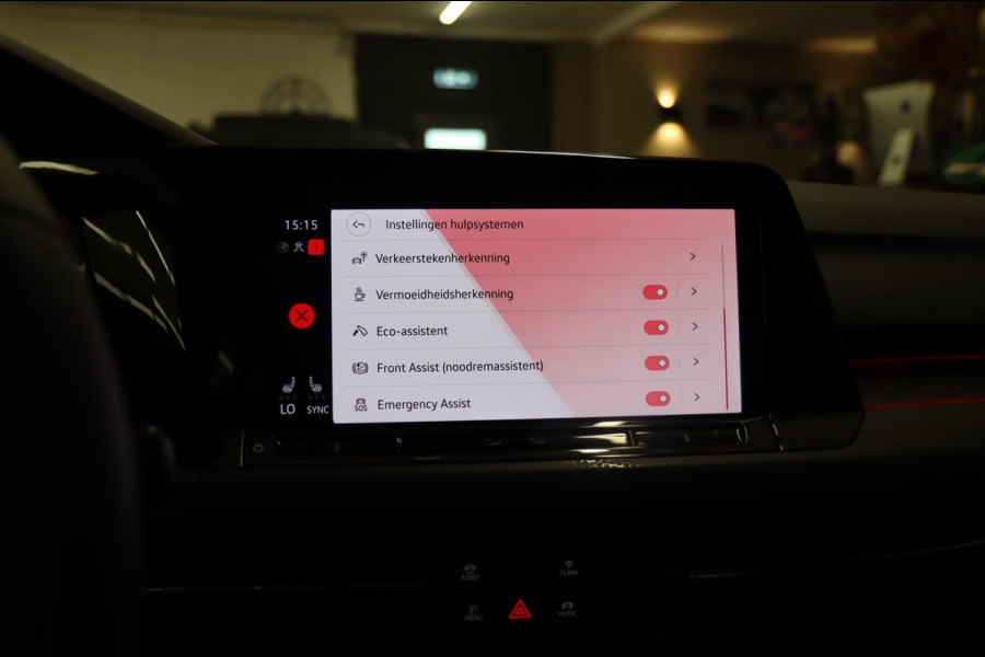 Volkswagen Golf 2.0 TSI GTI PANO/CARPLAY/IQ/KEYLESS/ACC/LANE/H&K/SFEER/VOL!