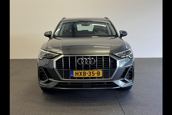 Audi Q3 35 TFSI S Line S-Tronic Aut. Panoramadak Climate control Adaptive Cruise Control Navi Full LED Trekhaak PDC VA+ Camera Carplay