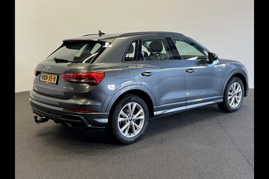 Audi Q3 35 TFSI S Line S-Tronic Aut. Panoramadak Climate control Adaptive Cruise Control Navi Full LED Trekhaak PDC VA+ Camera Carplay