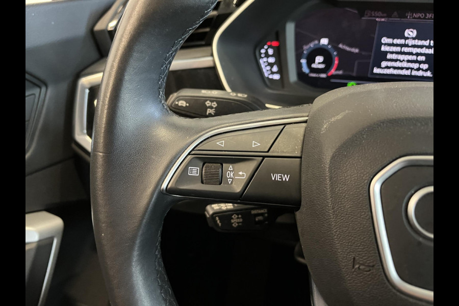 Audi Q3 35 TFSI S Line S-Tronic Aut. Panoramadak Climate control Adaptive Cruise Control Navi Full LED Trekhaak PDC VA+ Camera Carplay