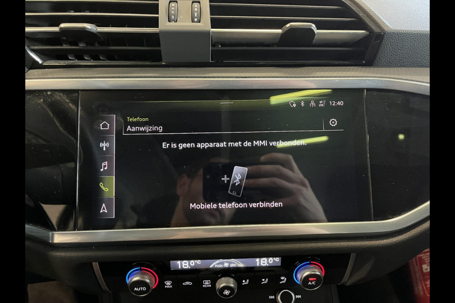 Audi Q3 35 TFSI S Line S-Tronic Aut. Panoramadak Climate control Adaptive Cruise Control Navi Full LED Trekhaak PDC VA+ Camera Carplay