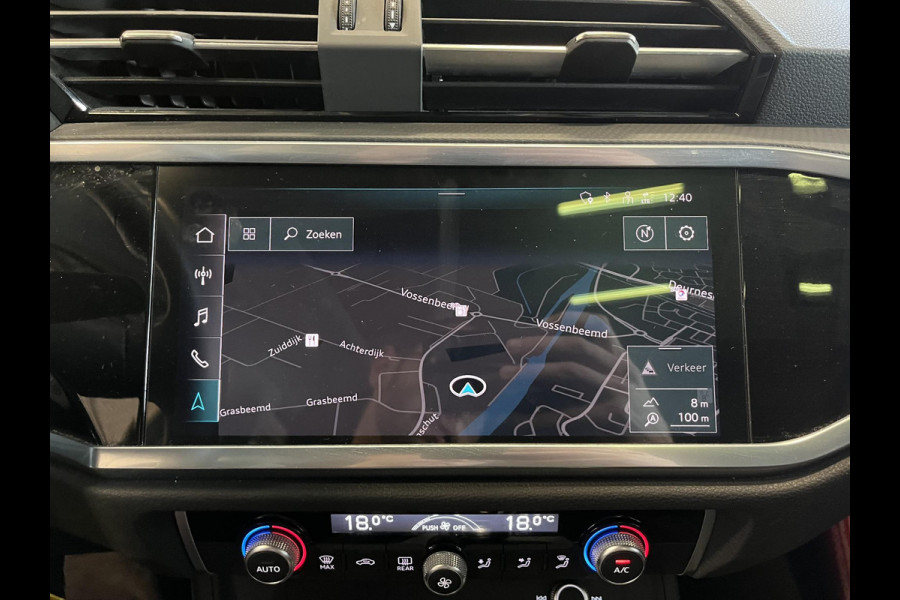 Audi Q3 35 TFSI S Line S-Tronic Aut. Panoramadak Climate control Adaptive Cruise Control Navi Full LED Trekhaak PDC VA+ Camera Carplay