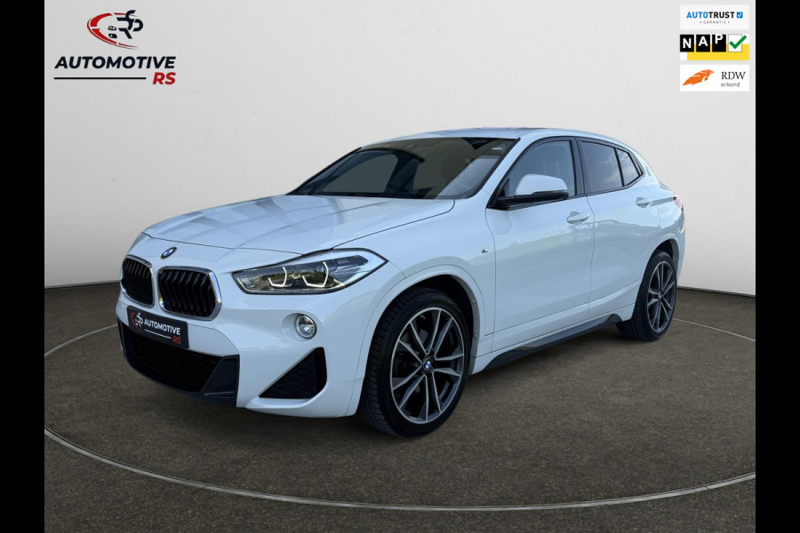 BMW X2 SDrive18i High Executive |PDC V+A | LED|Cruise| Shadow-line | 19" M-Velgen | M-Alcantara Sportstoelen | Navi | Camera|