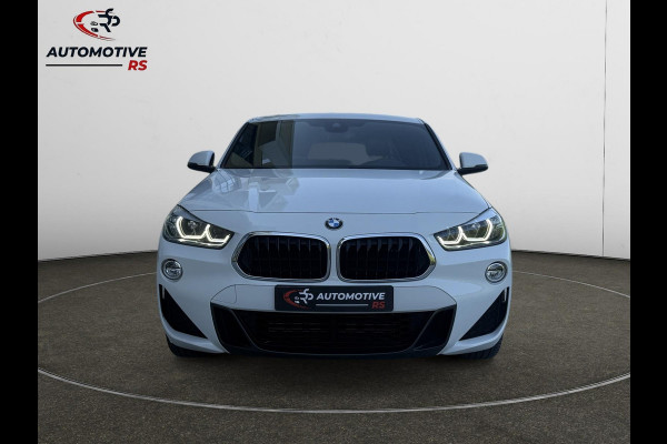 BMW X2 SDrive18i High Executive |PDC V+A | LED|Cruise| Shadow-line | 19" M-Velgen | M-Alcantara Sportstoelen | Navi | Camera|