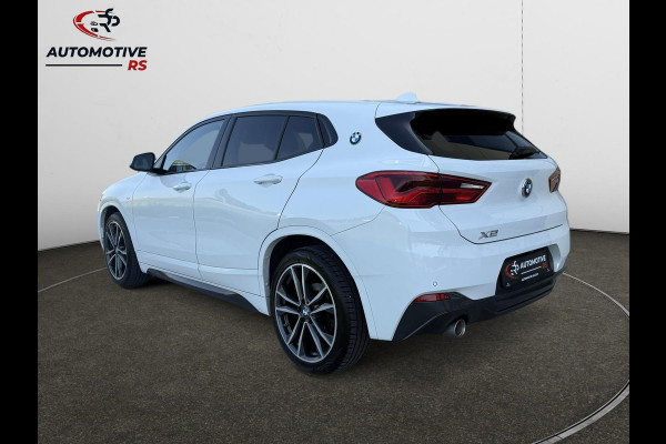 BMW X2 SDrive18i High Executive |PDC V+A | LED|Cruise| Shadow-line | 19" M-Velgen | M-Alcantara Sportstoelen | Navi | Camera|