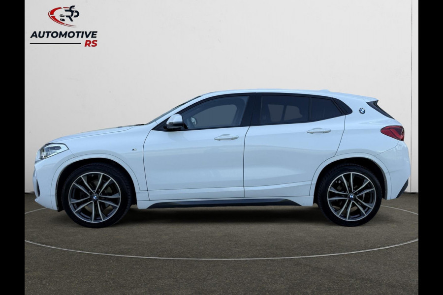 BMW X2 SDrive18i High Executive |PDC V+A | LED|Cruise| Shadow-line | 19" M-Velgen | M-Alcantara Sportstoelen | Navi | Camera|