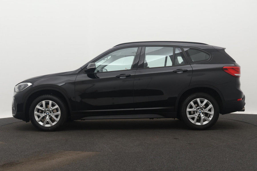 BMW X1 SDrive18i Business Edition | HEADS-UP |Dealer onderH|NL-Auto|Cruise control|Climate Contr| ETC
