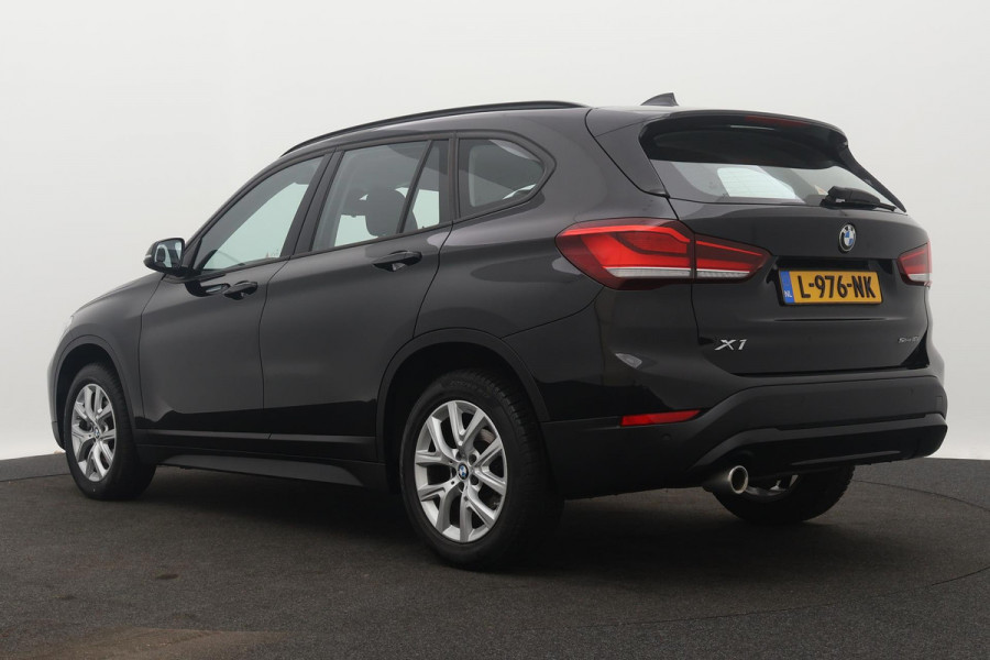 BMW X1 SDrive18i Business Edition | HEADS-UP |Dealer onderH|NL-Auto|Cruise control|Climate Contr| ETC