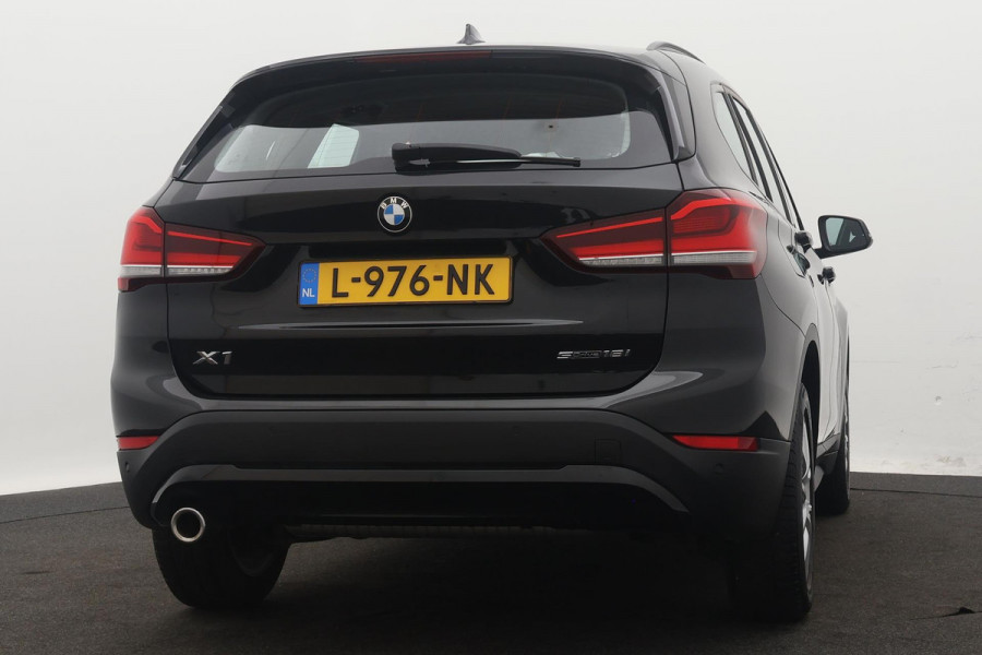BMW X1 SDrive18i Business Edition | HEADS-UP |Dealer onderH|NL-Auto|Cruise control|Climate Contr| ETC