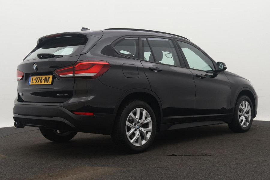 BMW X1 SDrive18i Business Edition | HEADS-UP |Dealer onderH|NL-Auto|Cruise control|Climate Contr| ETC