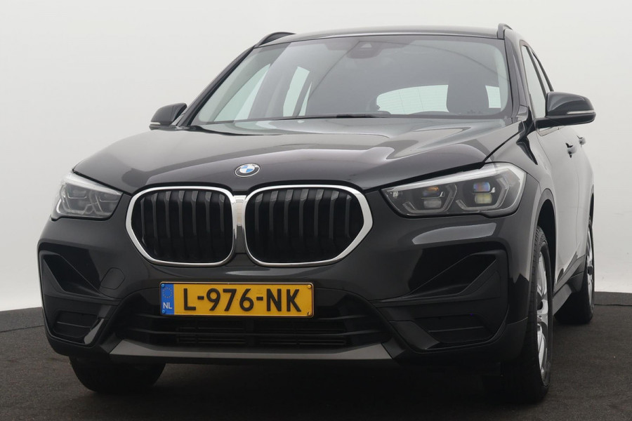 BMW X1 SDrive18i Business Edition | HEADS-UP |Dealer onderH|NL-Auto|Cruise control|Climate Contr| ETC
