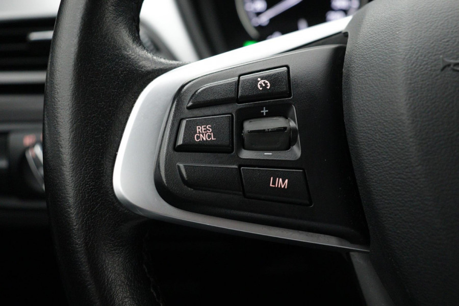BMW X1 SDrive18i Business Edition | HEADS-UP |Dealer onderH|NL-Auto|Cruise control|Climate Contr| ETC