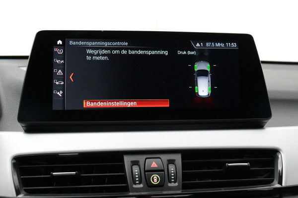 BMW X1 SDrive18i Business Edition | HEADS-UP |Dealer onderH|NL-Auto|Cruise control|Climate Contr| ETC