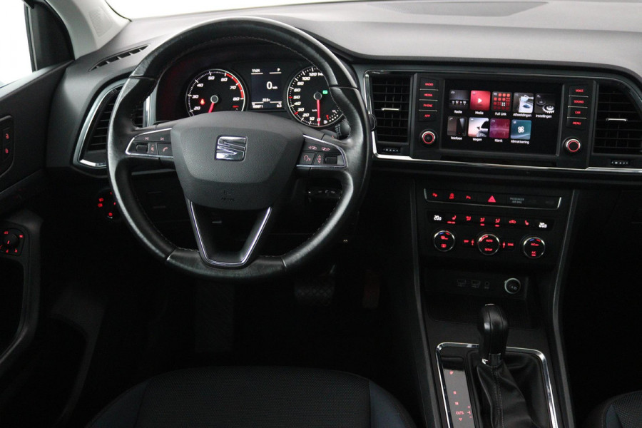 Seat Ateca 1.4 EcoTSI Xcellence (STOELVERWARMING, PARKEERSENSOREN, AUTOMAAT, CARPLAY NAVIGATIE)