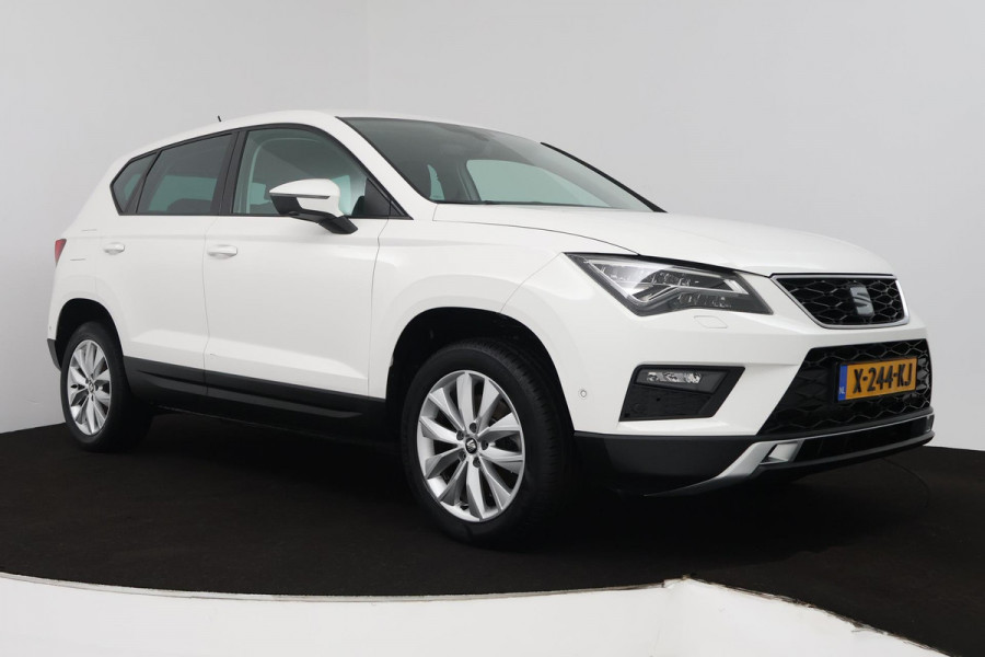 Seat Ateca 1.4 EcoTSI Xcellence (STOELVERWARMING, PARKEERSENSOREN, AUTOMAAT, CARPLAY NAVIGATIE)