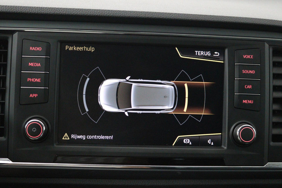 Seat Ateca 1.4 EcoTSI Xcellence (STOELVERWARMING, PARKEERSENSOREN, AUTOMAAT, CARPLAY NAVIGATIE)