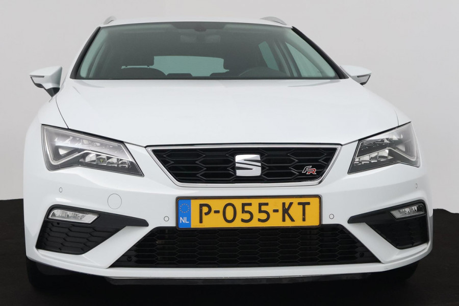 Seat León ST 1.4 EcoTSI FR Business Intense (SEAT SOUND, PARKEERSENSOREN, CRUISE CONTROL, CARPLAY NAVIGATIE, AUTOMAAT)