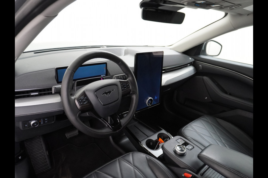 Ford Mustang Mach-E RWD 75 kWh Leer (semi-)Autopilot Navi 360-Topview-Camera Adaptive-Cruise-Control Apple Carplay Bang&Olufsen B&O 18" Elekt DAB Lane-Assist Keyless-go Autonomous Emergency Braking ESP ASR Verkeersbordherkenning Vermoeidheidsherkenning Dodehoek-Detector