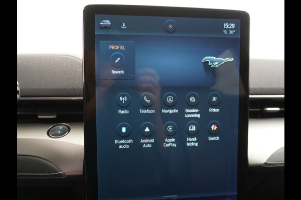 Ford Mustang Mach-E RWD 75 kWh Leer (semi-)Autopilot Navi 360-Topview-Camera Adaptive-Cruise-Control Apple Carplay Bang&Olufsen B&O 18" Elekt DAB Lane-Assist Keyless-go Autonomous Emergency Braking ESP ASR Verkeersbordherkenning Vermoeidheidsherkenning Dodehoek-Detector